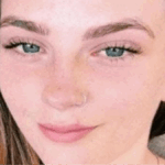 17-year-old girl not seen in 10 days after failing to board flight to meet up with boyfriend 17-year-old girl not seen in 10 days after failing to board flight to meet up with boyfriend