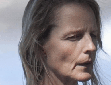 “Even Stars Grow Old!”: Fans Did Not Recognize The 60-year-old Actress In Random Paparazzi Photos! “Even Stars Grow Old!”: Fans Did Not Recognize The 60-year-old Actress In Random Paparazzi Photos!