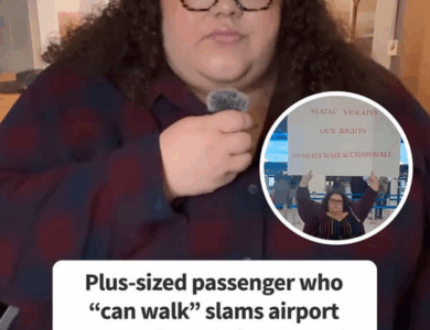 Plus-sized passenger protests being denied wheelchair assistance Plus-sized passenger protests being denied wheelchair assistance