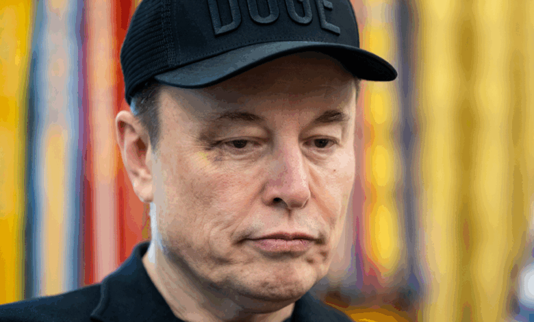 Elon Musk speaks out on black eye noticed by the public at White House farewell event