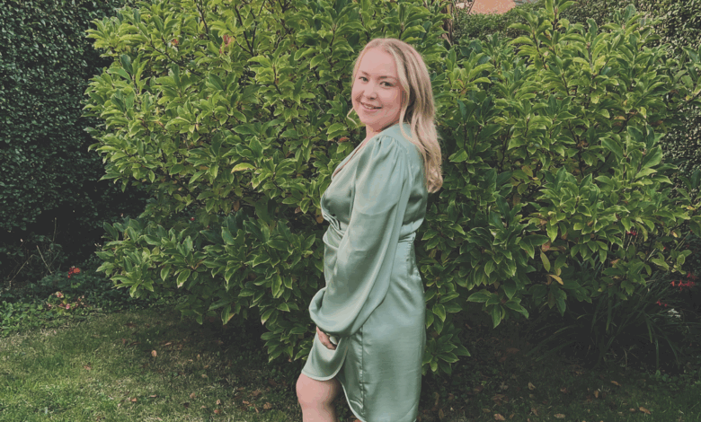 Woman shares important message following stage four cancer diagnosis after her symptoms dismissed as anxiety