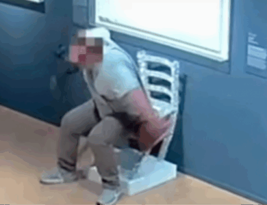 Shocking footage shows moment ‘disrespectful’ tourist breaks ‘Van Gogh’ chair covered in crystals after sitting on it Shocking footage shows moment ‘disrespectful’ tourist breaks ‘Van Gogh’ chair covered in crystals after sitting on it