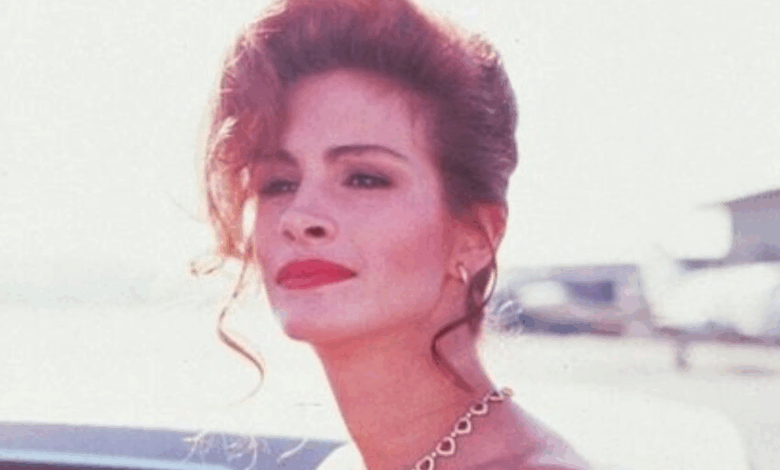 “They Write I Am Aging “Ugly” And Look Like a Man”: 56-Year-Old Roberts Is Offended By Fans!