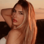 Everything we know as 19-year-old influencer plunges to her death after ‘unfastening harness during panic attack’ on parasail Everything we know as 19-year-old influencer plunges to her death after ‘unfastening harness during panic attack’ on parasail