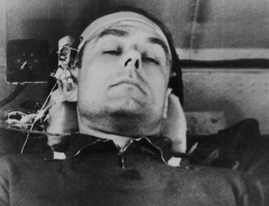 Cosmonaut had chilling last words in final transmission as he fell from space Cosmonaut had chilling last words in final transmission as he fell from space
